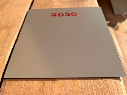 Лист окрашенный 0.5 мм ral 7030 каменно-серый фото 4